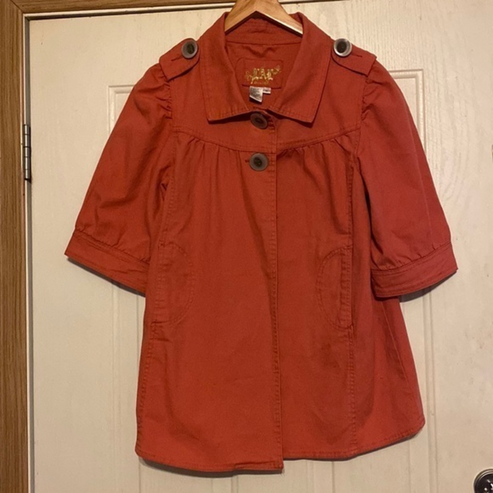 Live a Little jacket‎